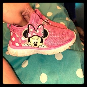 Toddler size 6 light up shoes